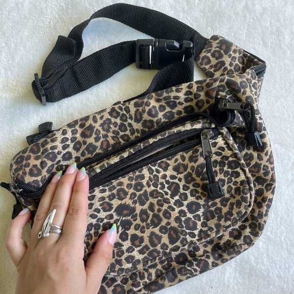 Alfagear Leopard Print Fanny Pack - Picture 2 of 7